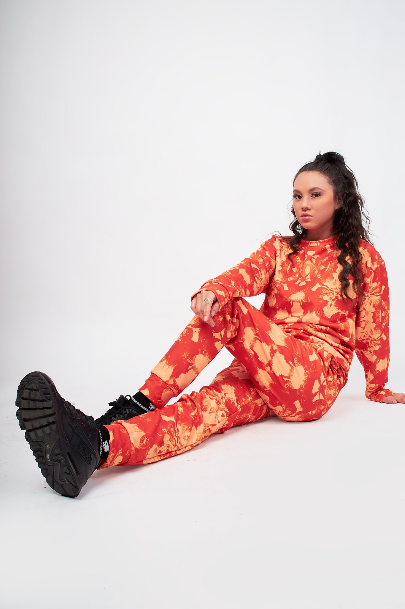 Burnt-orange-mosaic-premium-sweatshirt-streetwear-outfit